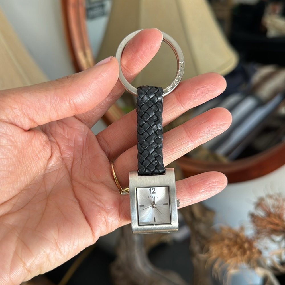 FOSSIL watch keychain